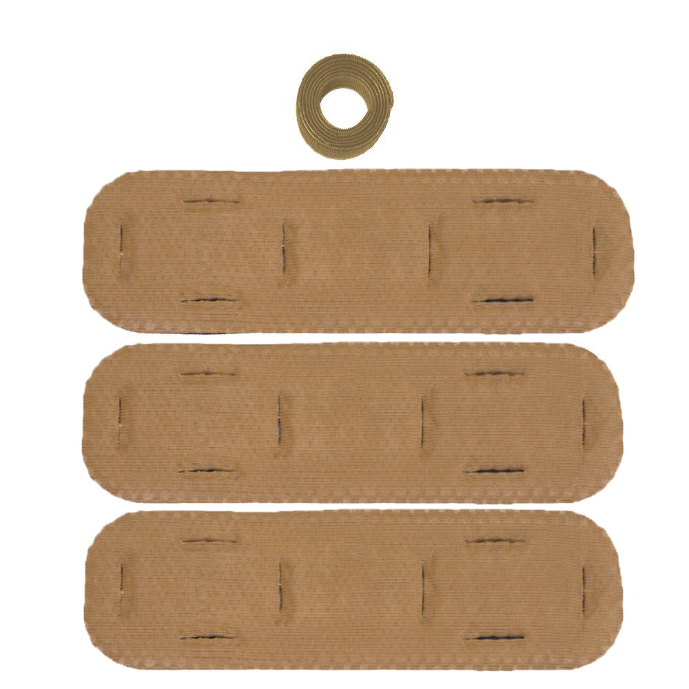 Three ICEVENTS® Classic pads in Coyote Brown showing mounting orientation, size relationship between hip and tailbone pads, and integrated slits.