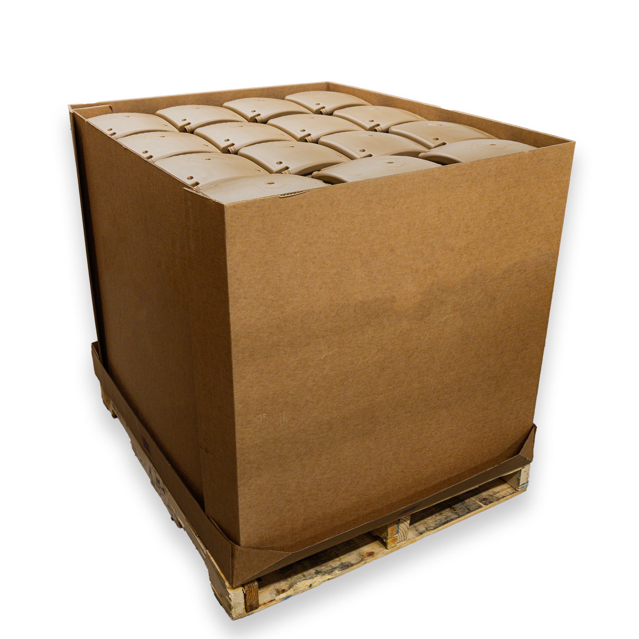 Cardboard box on a wooden pallet with Coyote Brown ICEPLATE® Gen 3 water bladders inside