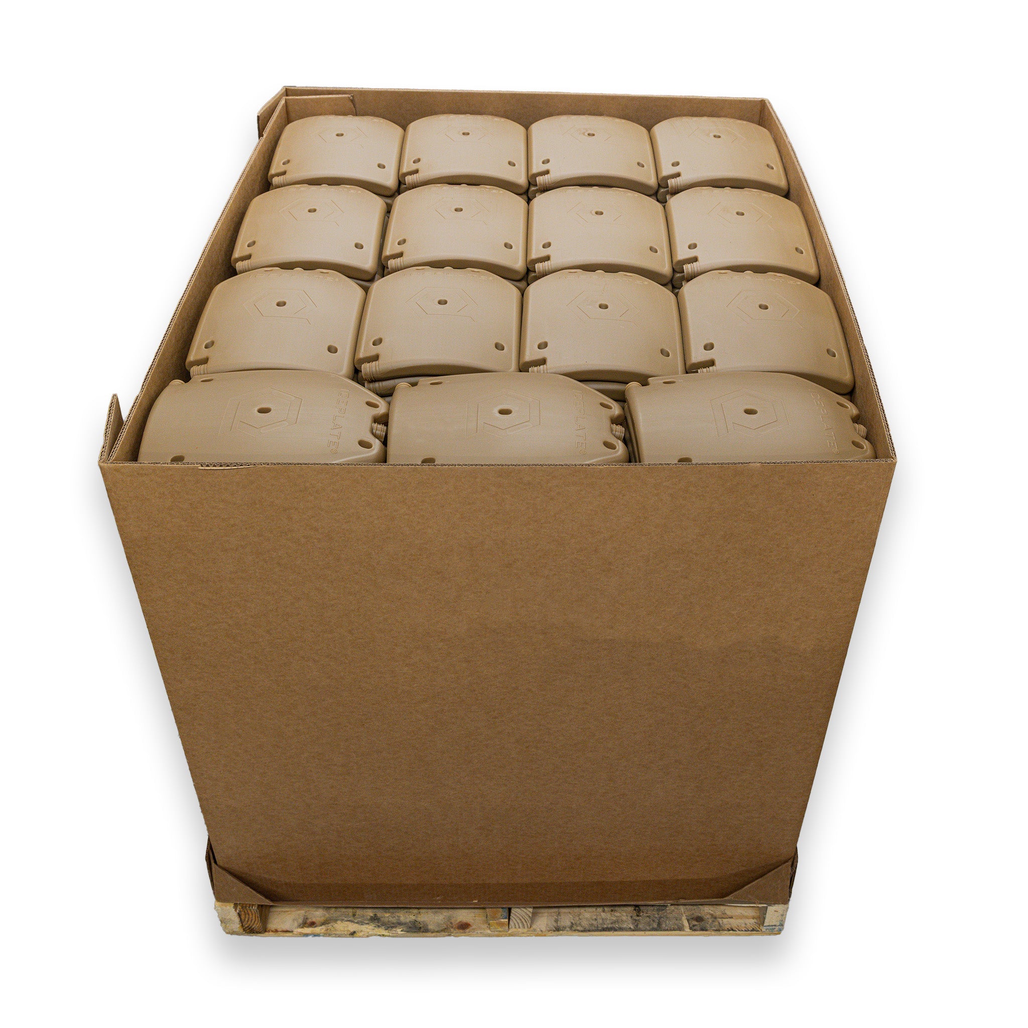Cardboard box on a wooden pallet with Coyote Brown ICEPLATE® Gen 3 water bladders inside