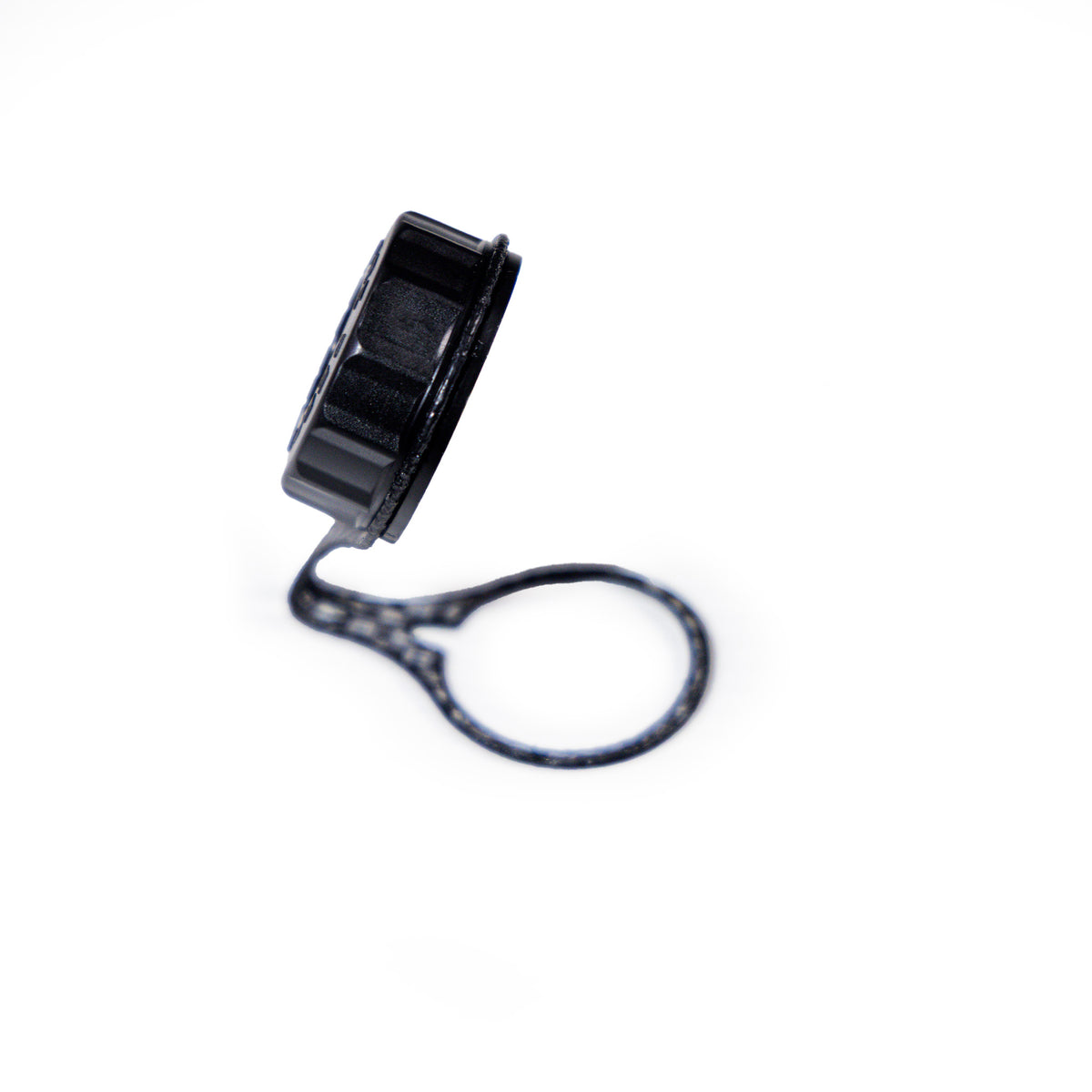 Side view of Valve Cap with tether for ICEPLATE® Gen 3, close up of cap